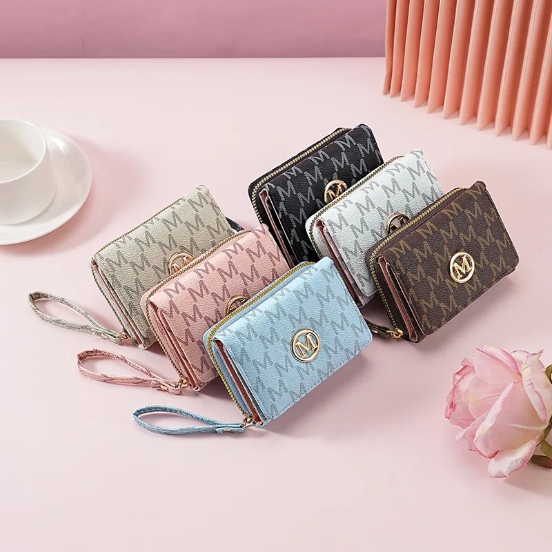 Women Bags And Purses - Portefeuille à trois volets avec motif
