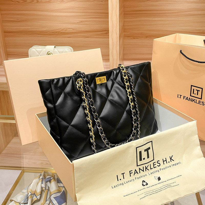 Women Bags Jw Pei - Nouveau Sac Fourre-tout Matelassé Hong Kong