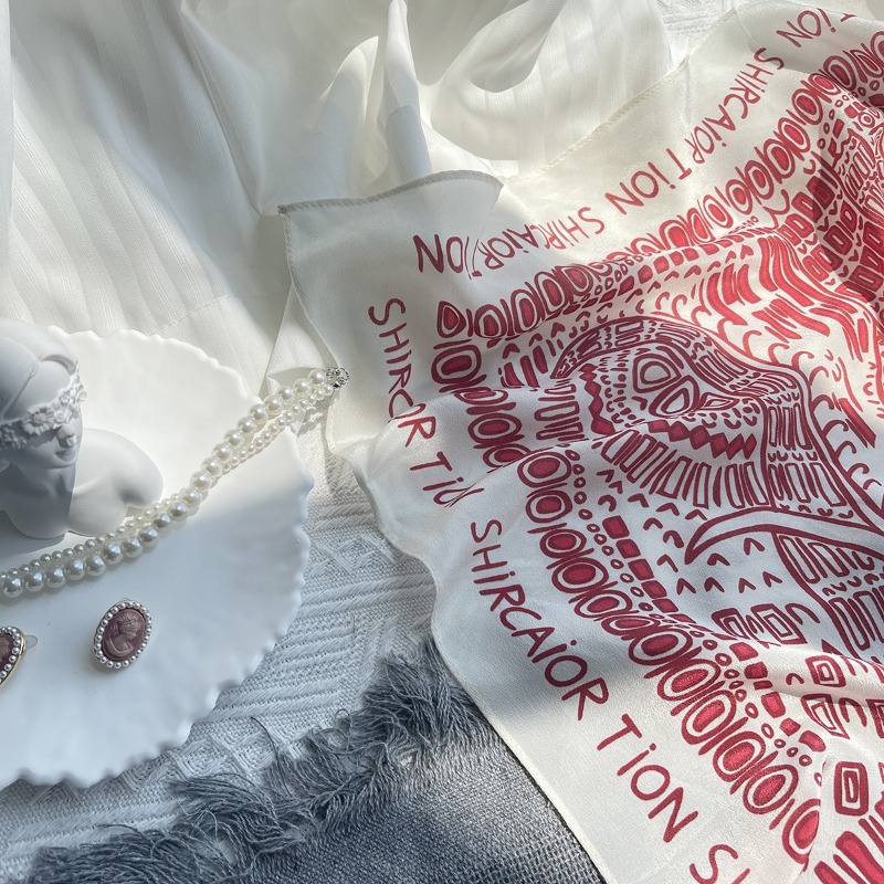 Foulard carré 100% Soie de Mûr - Women'S Bags Holiday avis et prix